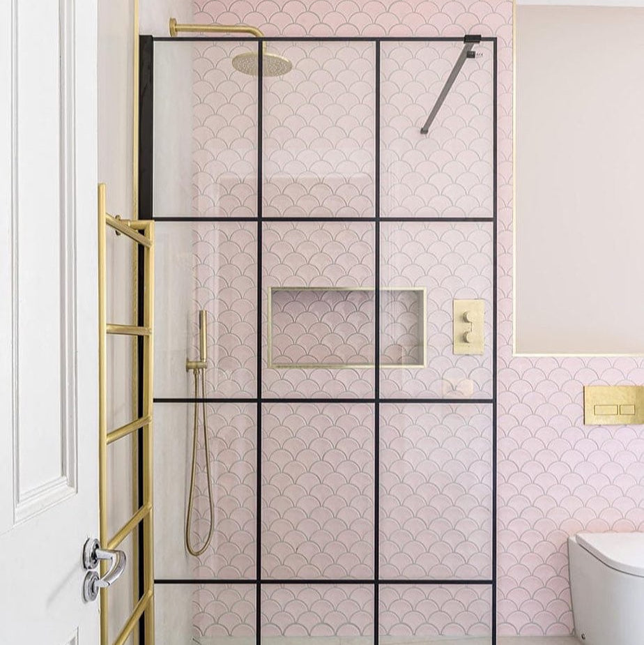 Fishscale Pink Mosaic Gloss Tile 259x273